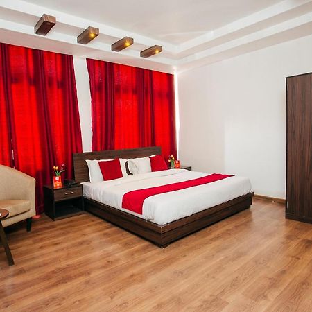 Oyo 11474 Gangaur Regency Boutique Hotel Kathmandu Exteriör bild