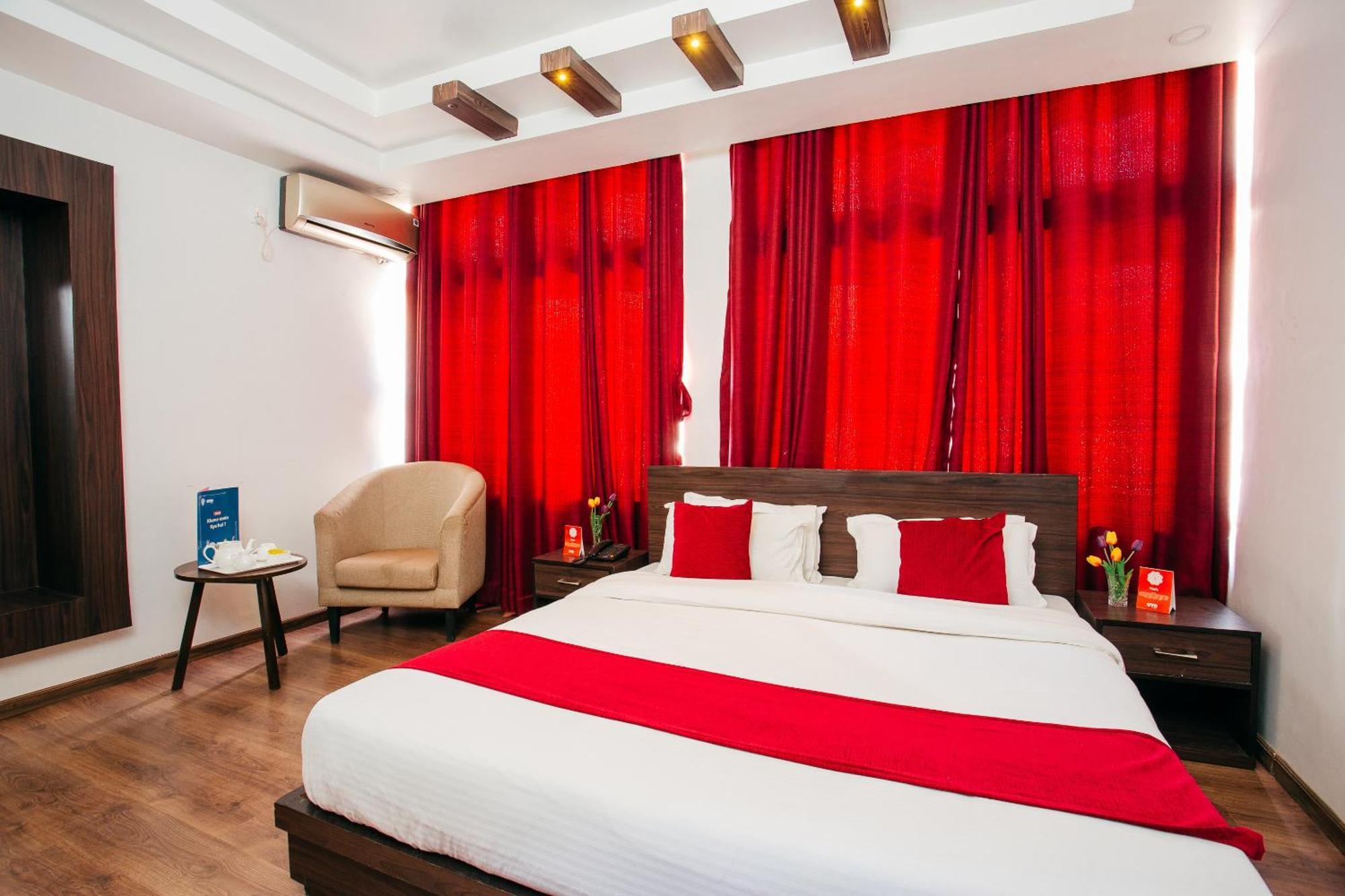 Oyo 11474 Gangaur Regency Boutique Hotel Kathmandu Exteriör bild