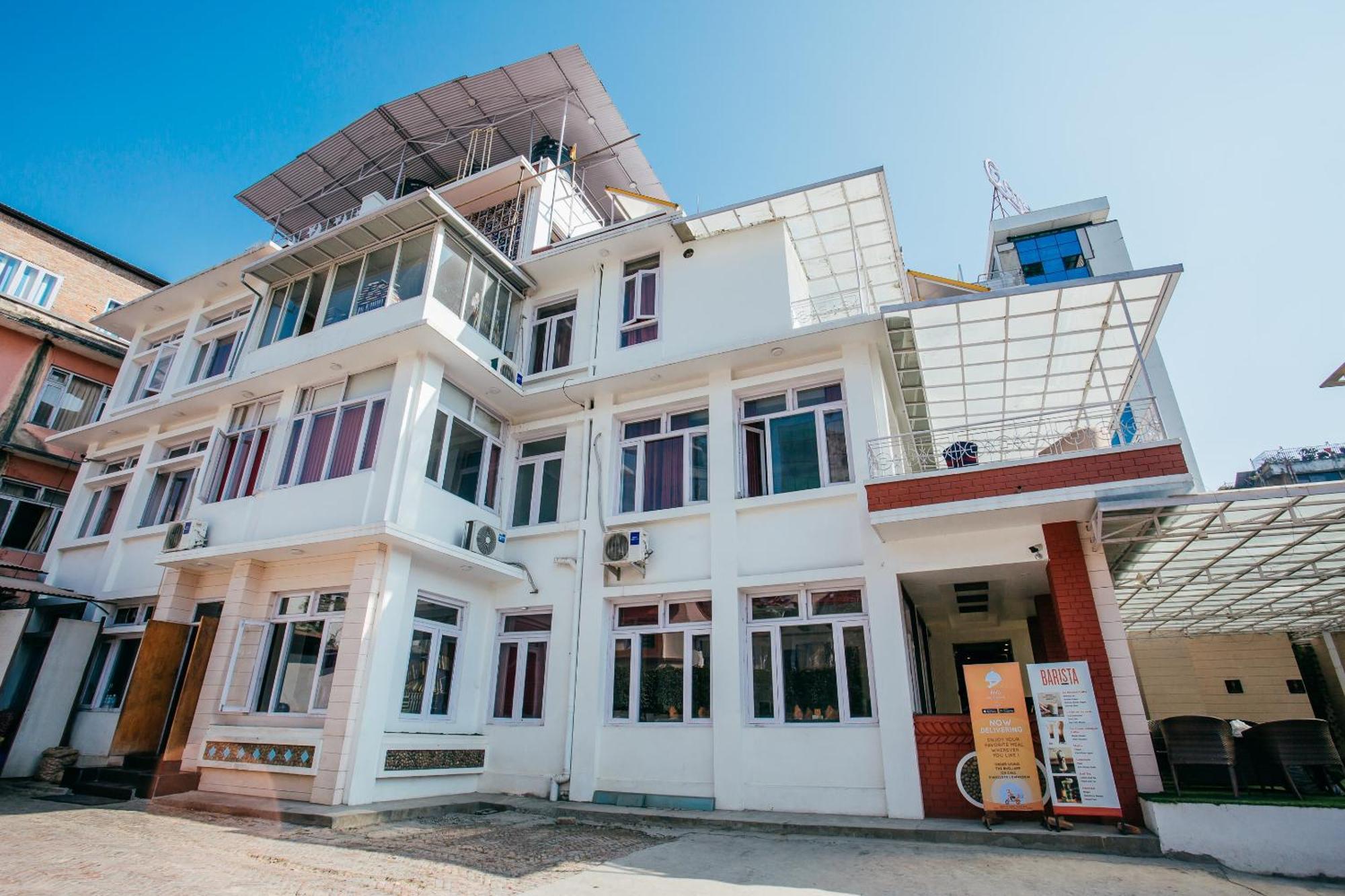 Oyo 11474 Gangaur Regency Boutique Hotel Kathmandu Exteriör bild
